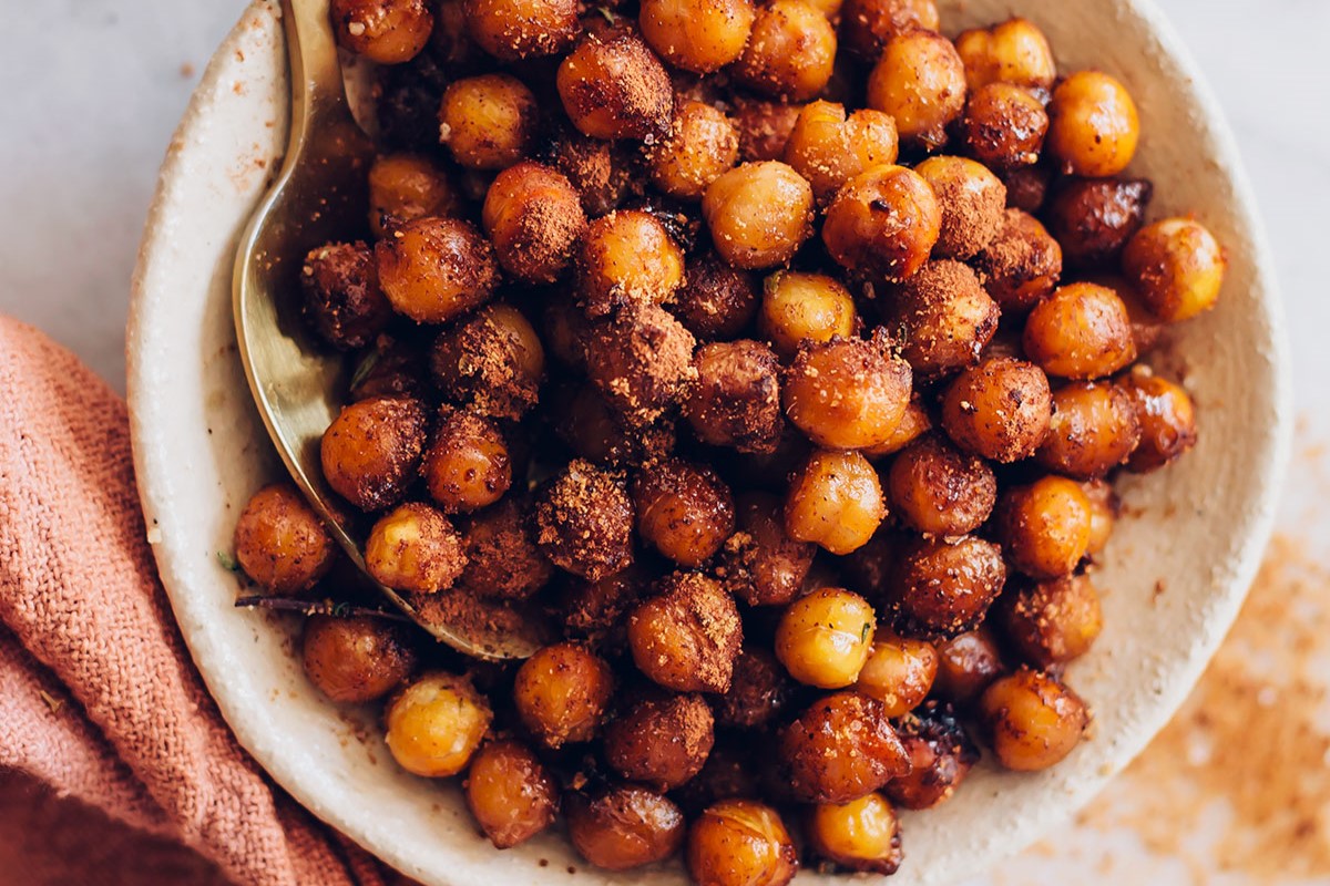 Cinnamon-Sugar Roasted Chickpeas