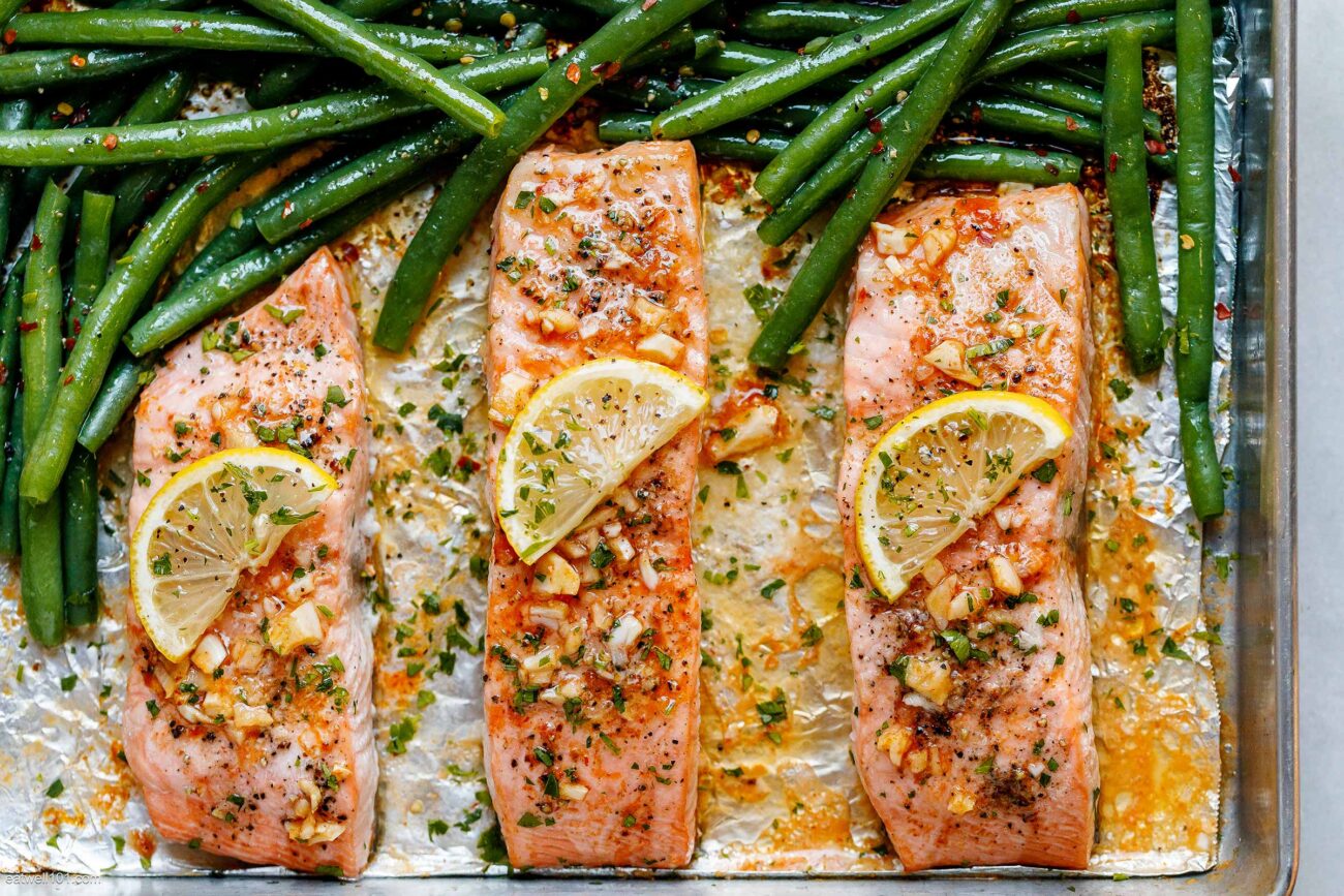 Oven Grilled Fish in Lemon Garlic Sauce (Salmon)