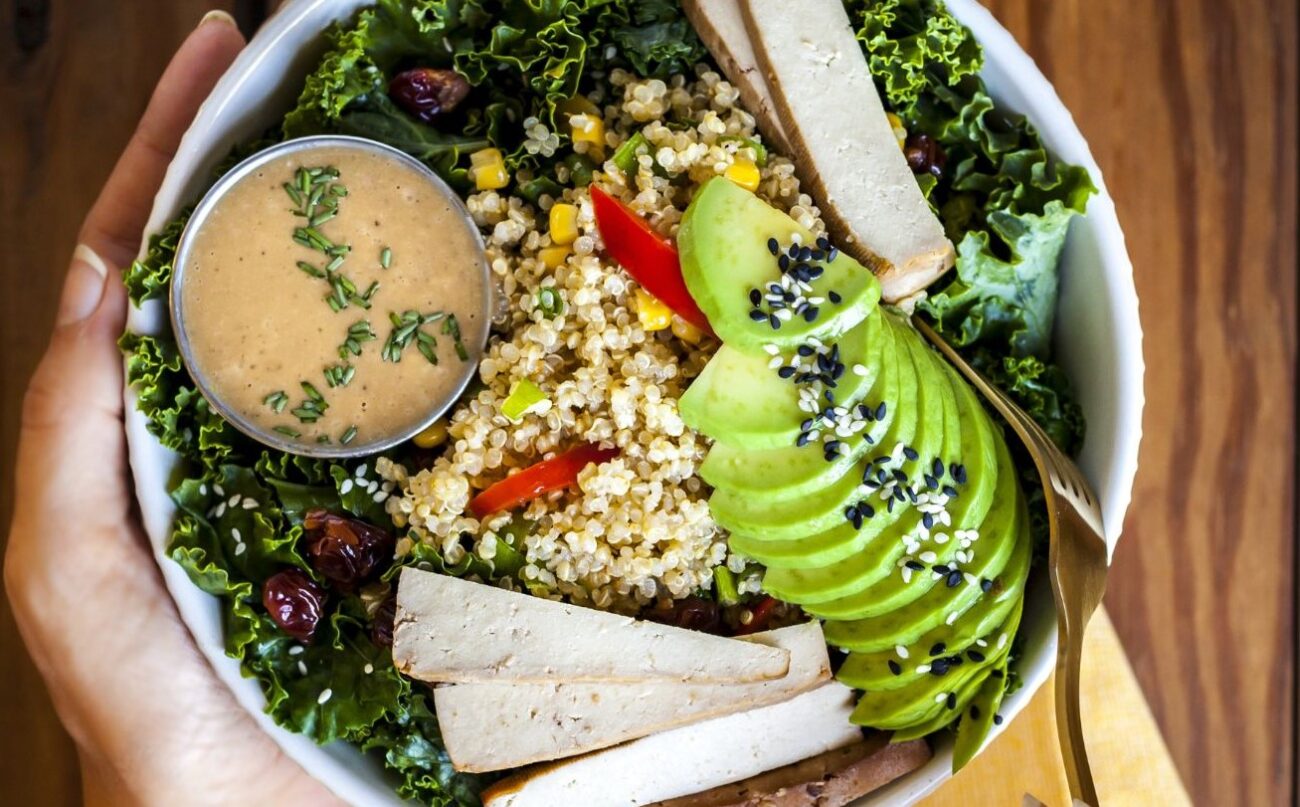 Kale Cashew and Quinoa Salad