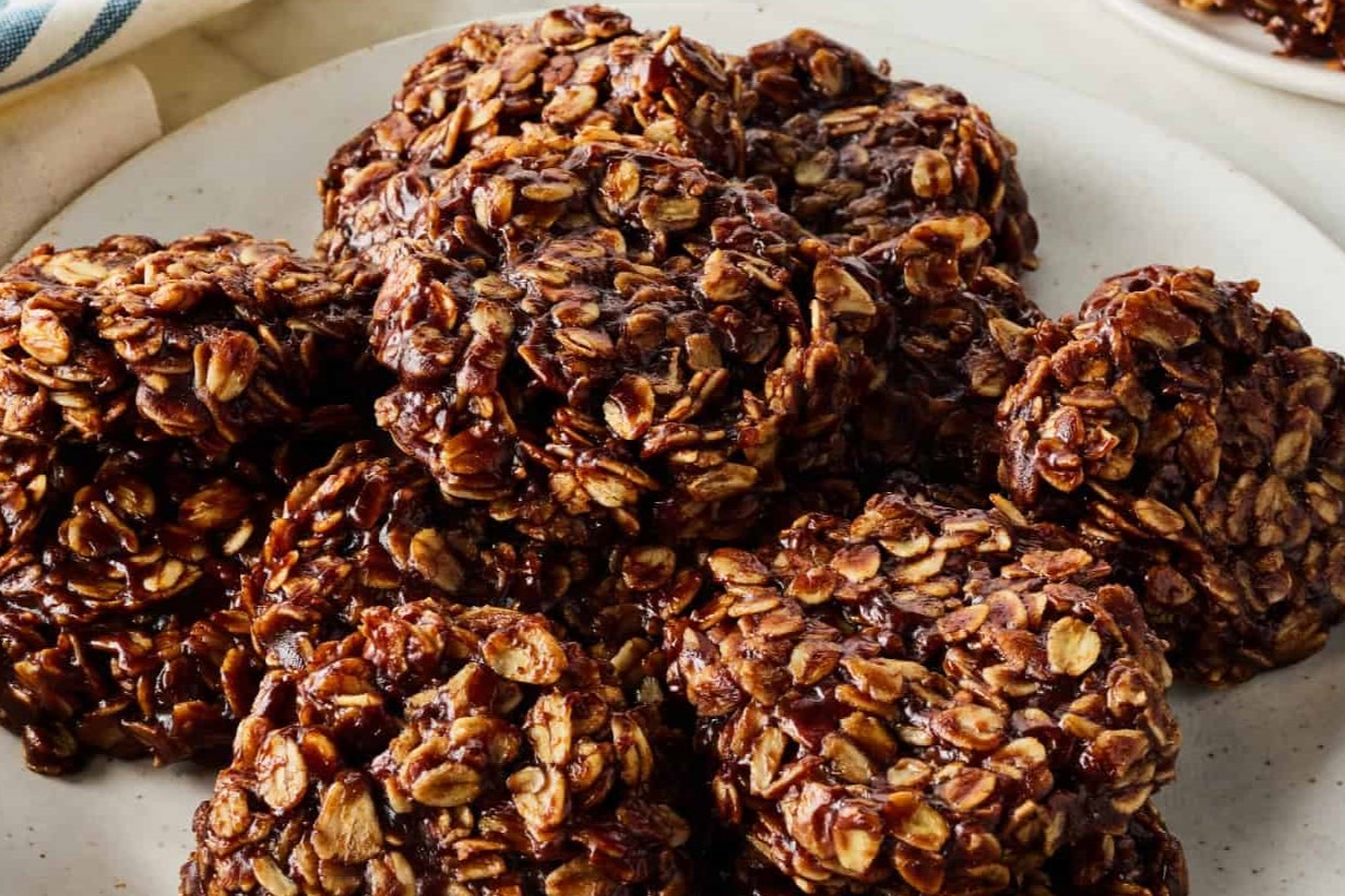 Healthy No Bake Cookies {with Peanut Butter!}